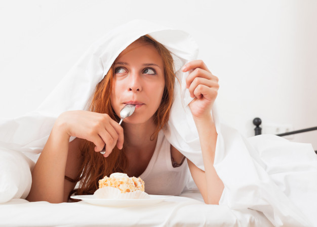 duygusal-yeme-aclik-ile-basa-cikma